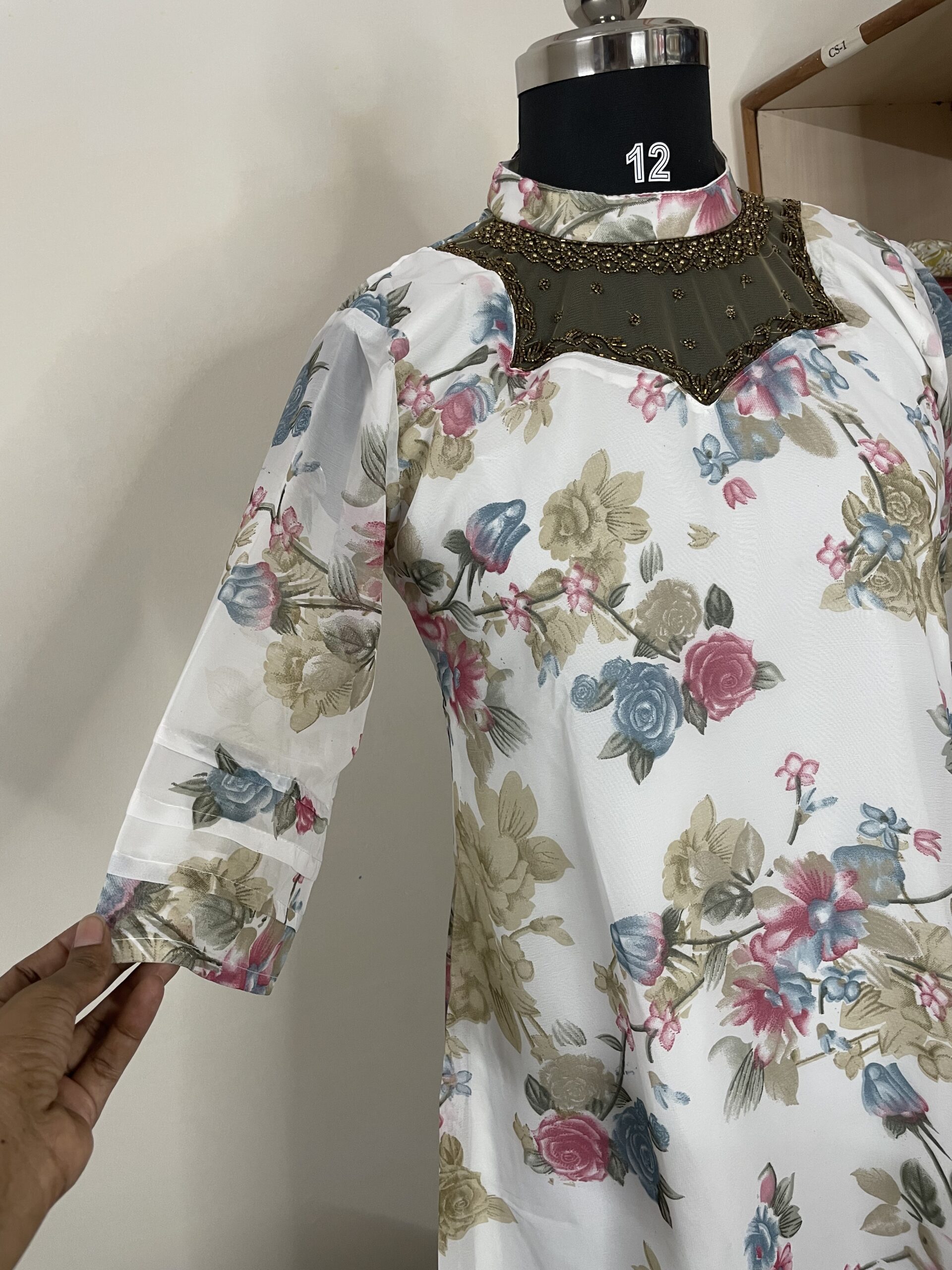 Jewelneck Georgette aline kurti - Image 5